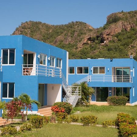 Harbour Island Residences Jolly Harbour Extérieur photo