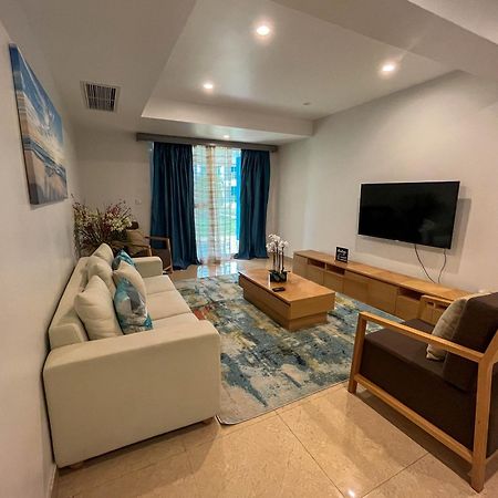 Harbour Island Residences Jolly Harbour Extérieur photo