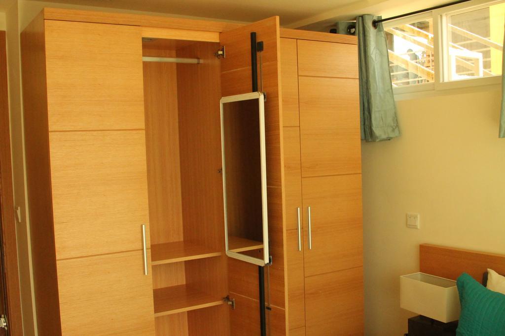 Harbour Island Residences Jolly Harbour Extérieur photo